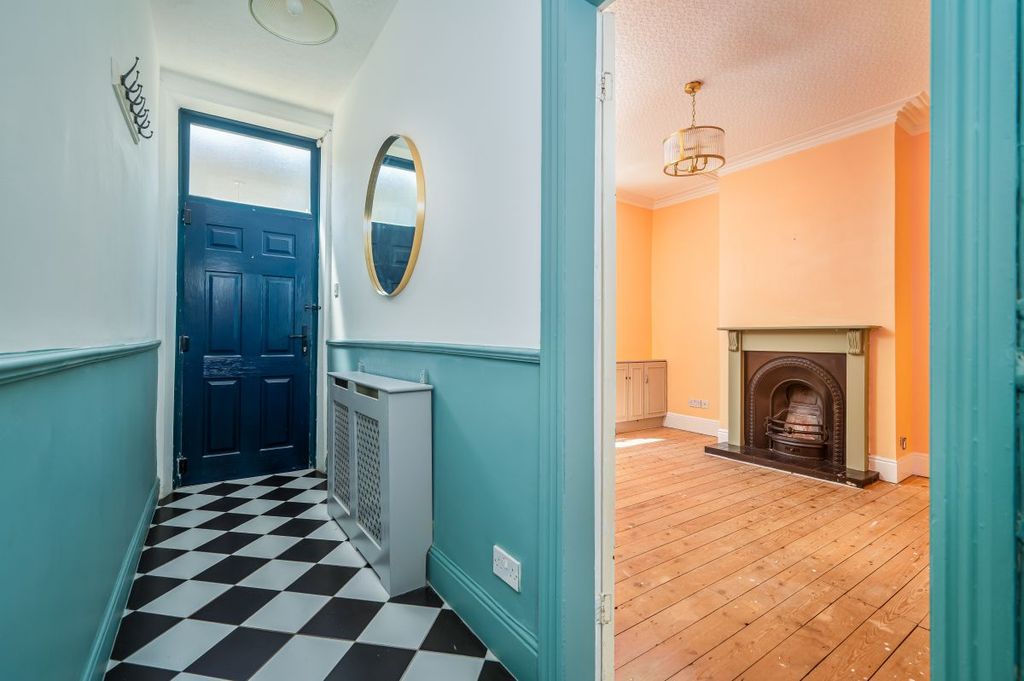 Property photo 2 of 14