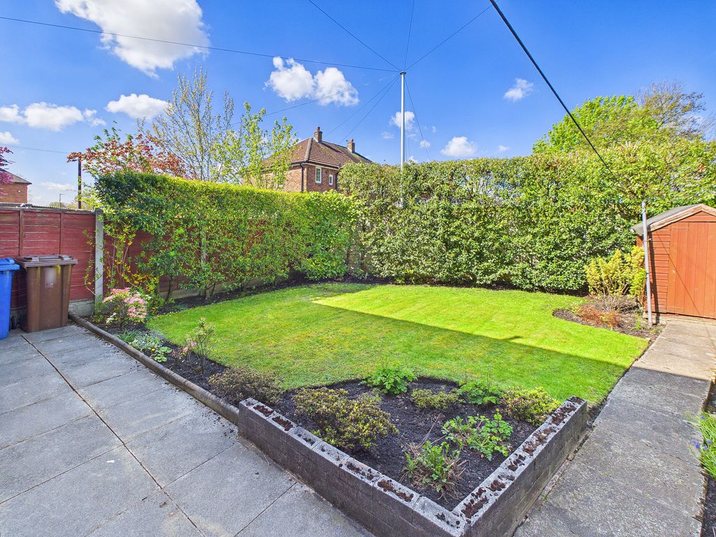 Property photo 2 of 21