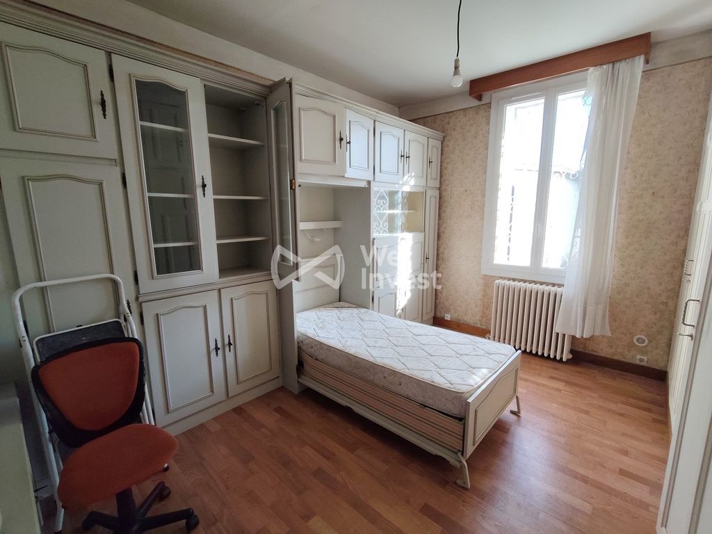 Property photo 2 of 19
