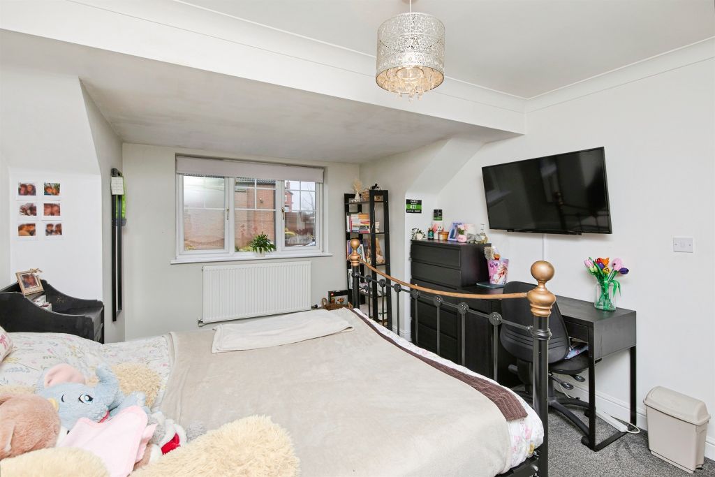 Additional image 12 of 4 bed detached house for saleCastle Court, Heanor DE75