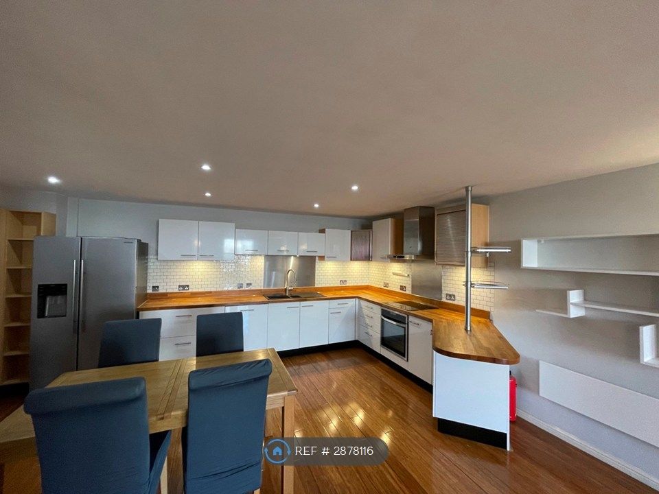 Property photo 2 of 15 Kitchen