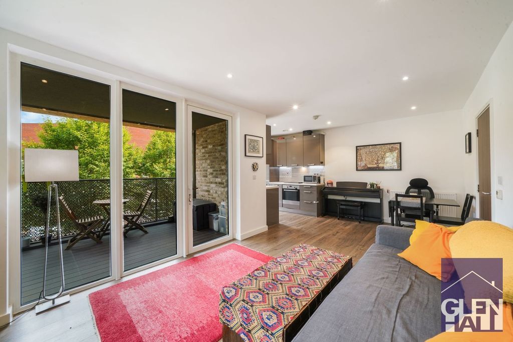 Property photo 1 of 15