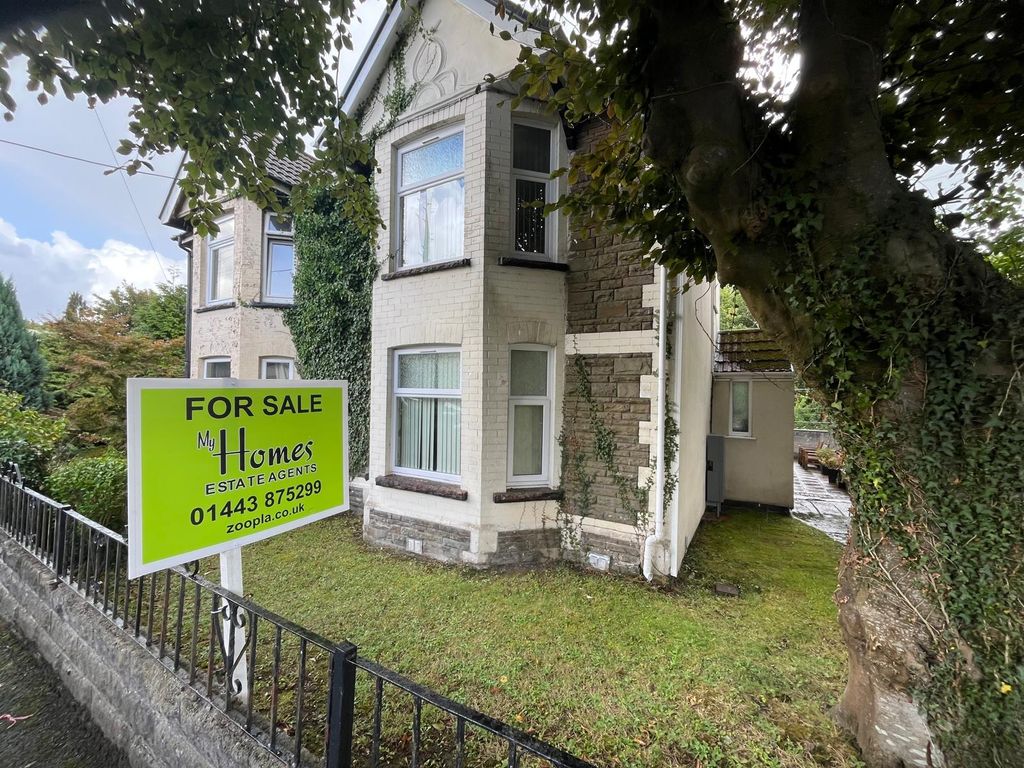 Property photo 1 of 33