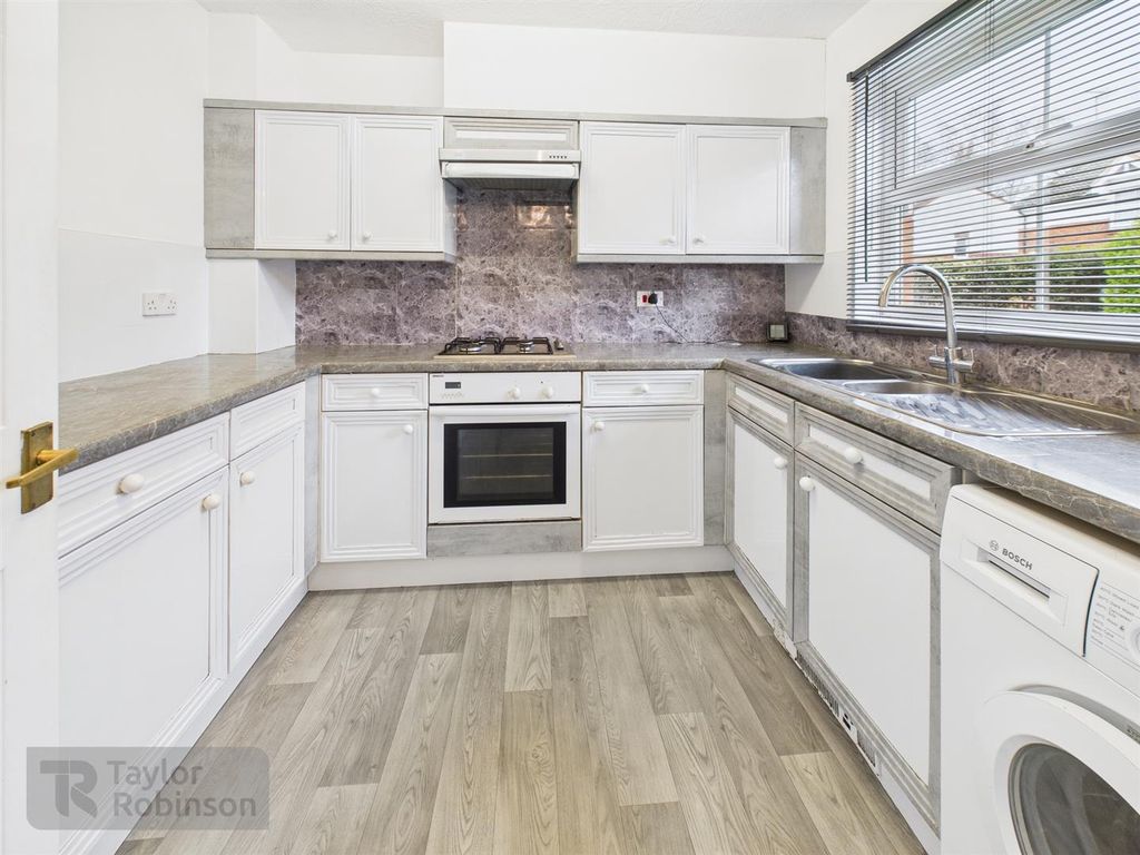 Property photo 2 of 10 Cam02600G0-Pr0611-Still012.Jpg