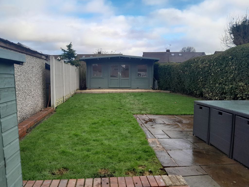 Property photo 3 of 18