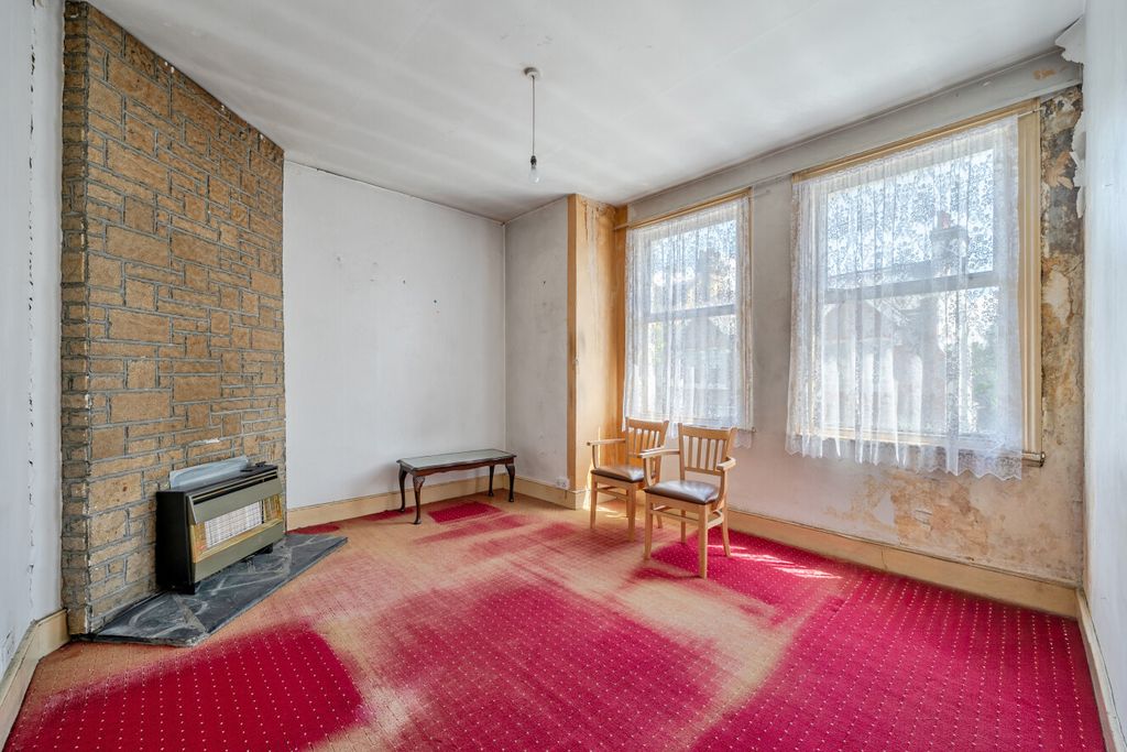 Property photo 2 of 14 1472068-6-6A280F3...