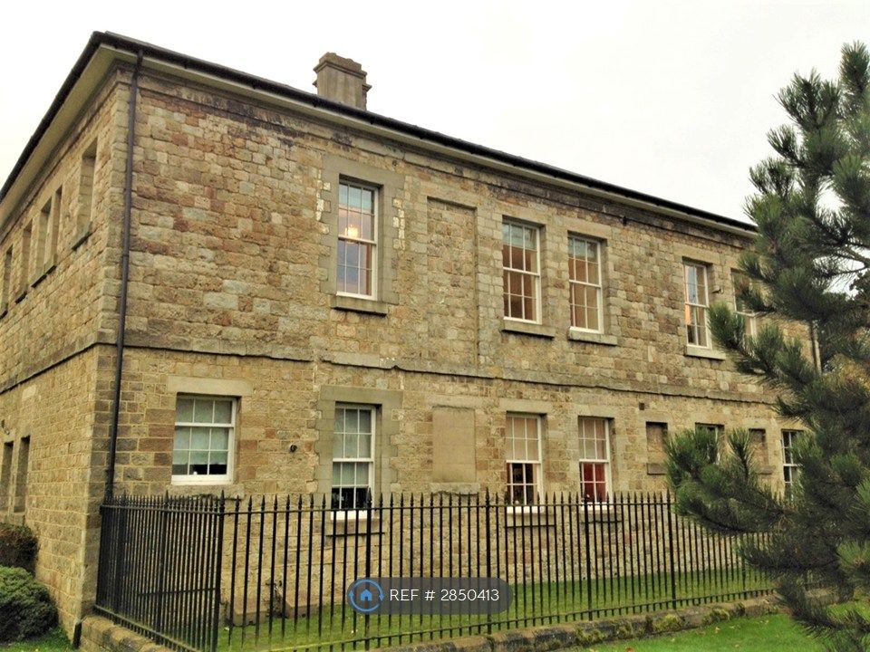 Property photo 2 of 18 Side View To The Park