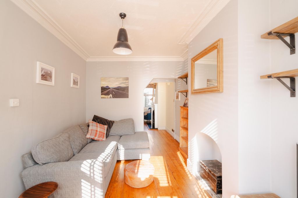 Property photo 3 of 24 Photo 3