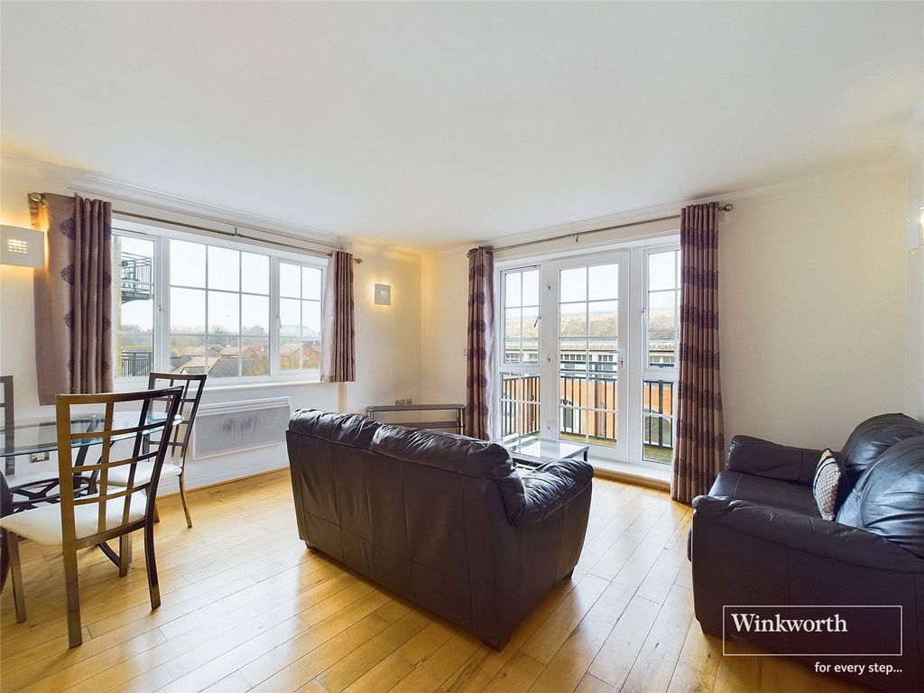 Property photo 3 of 11 Picture No. 05