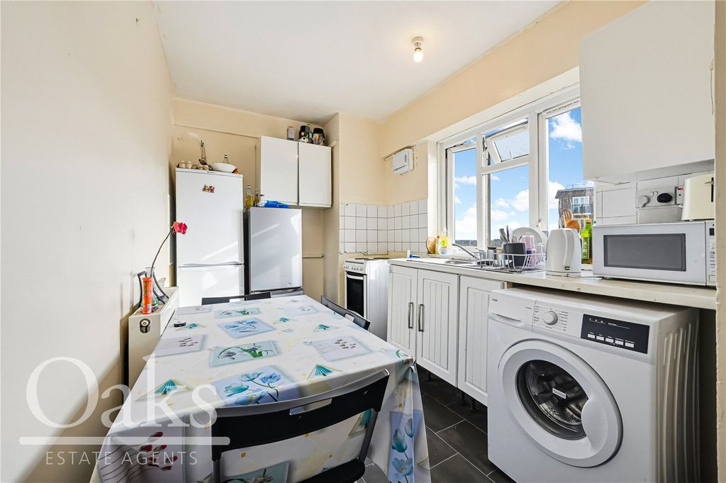 Property photo 2 of 8 Picture No. 05