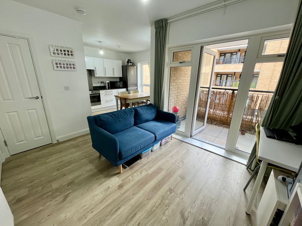 Property photo 3 of 16 Img_2595