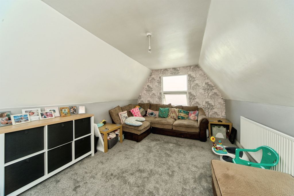 Property photo 3 of 14