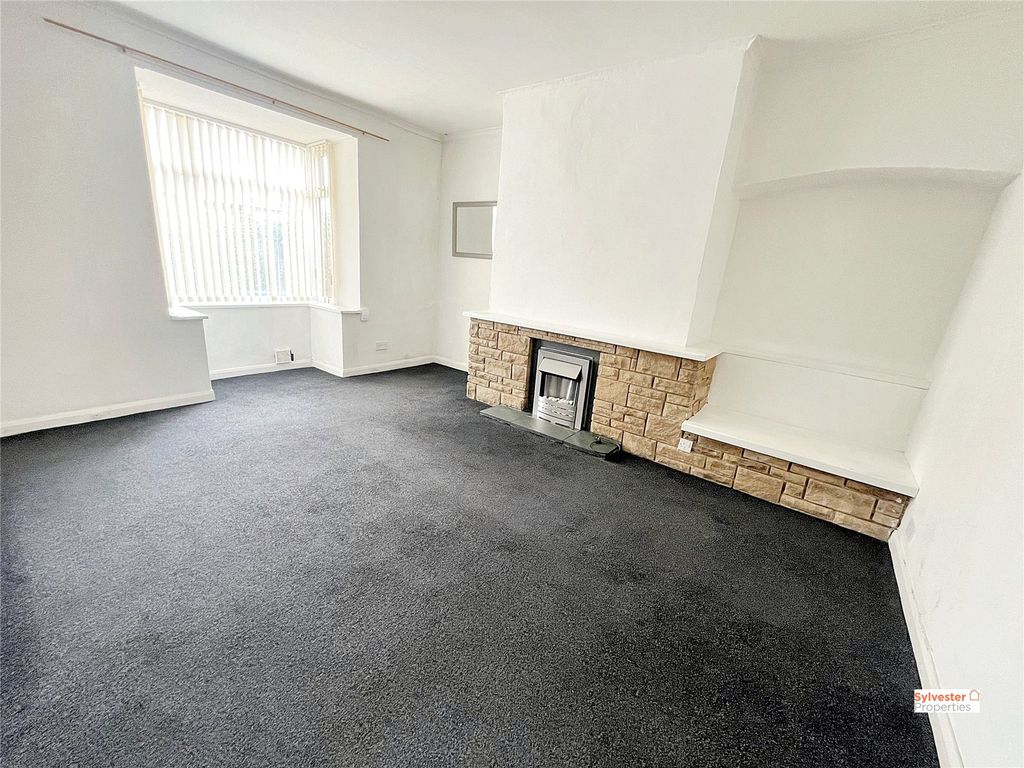 Property photo 3 of 18 Picture No. 04