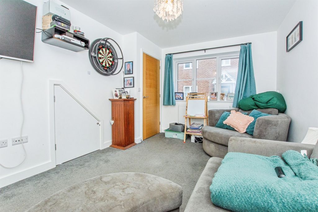 Property photo 3 of 17