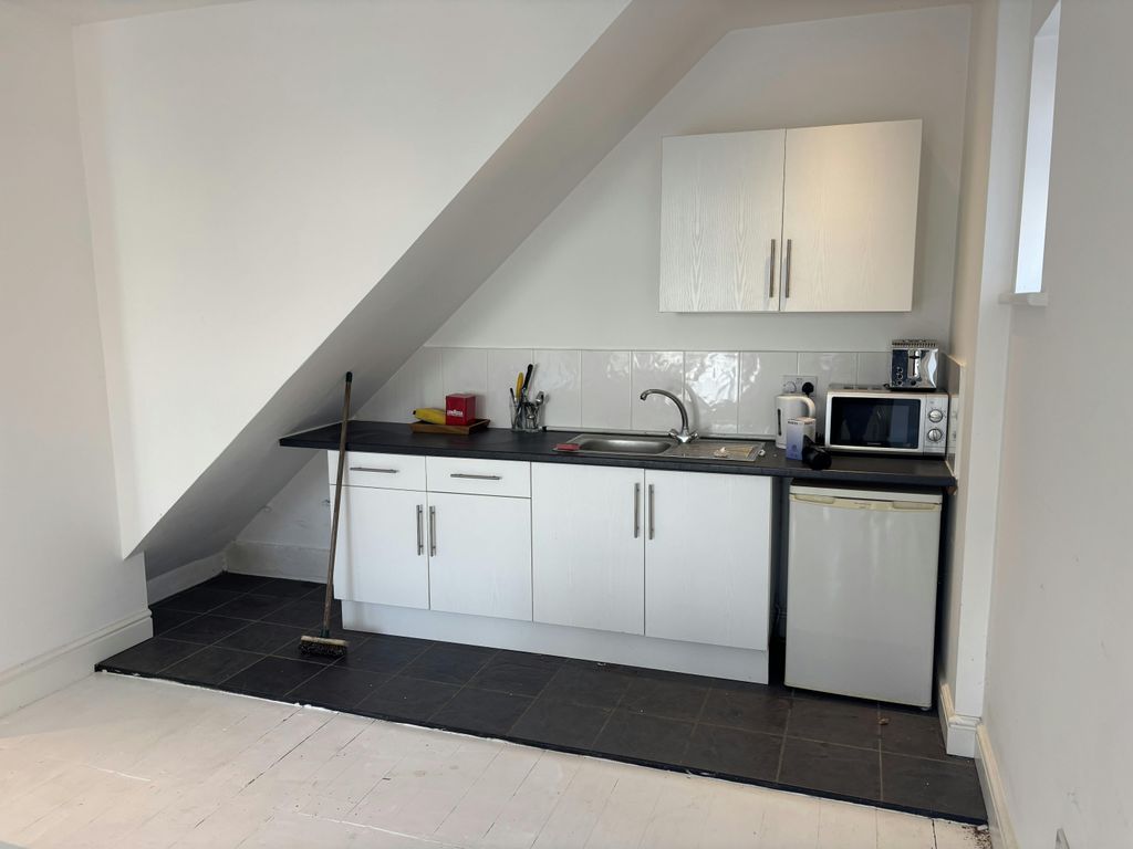 Property photo 2 of 6 Img_5820.Jpeg