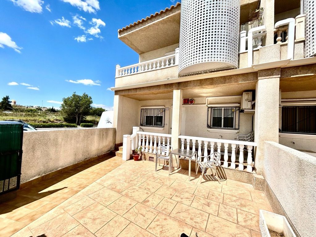 Property photo 1 of 31