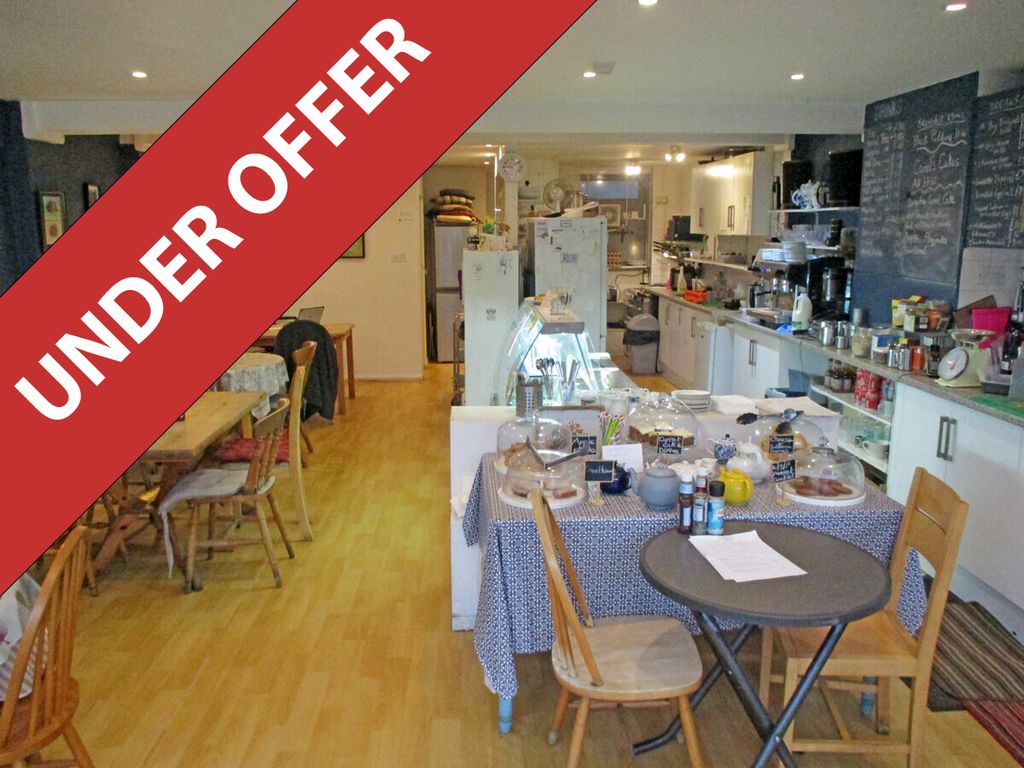 Property photo 3 of 4 7 Newlands Place, Forest Row