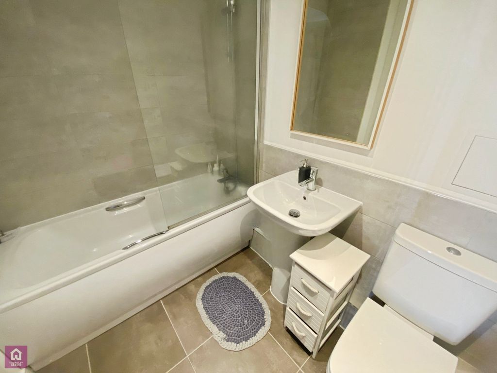 Property photo 3 of 8 Picture No. 01
