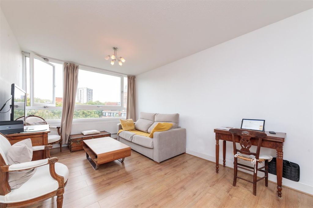 Property photo 2 of 16 4R3A6600.Jpg