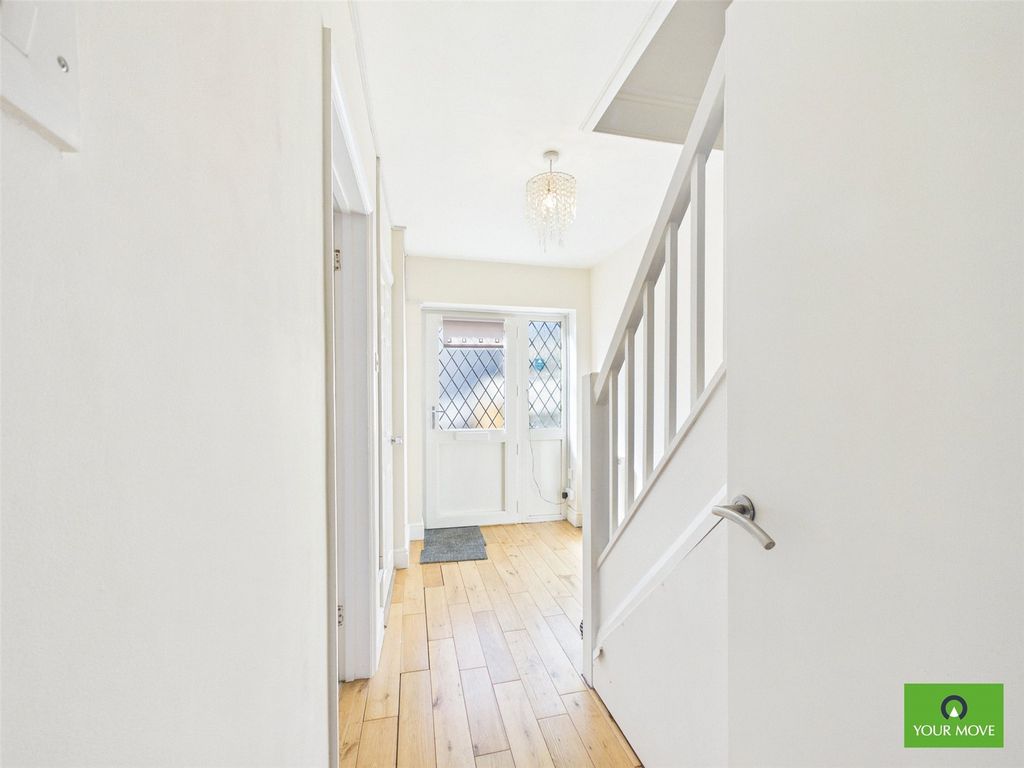 Property photo 3 of 33 Picture No. 19