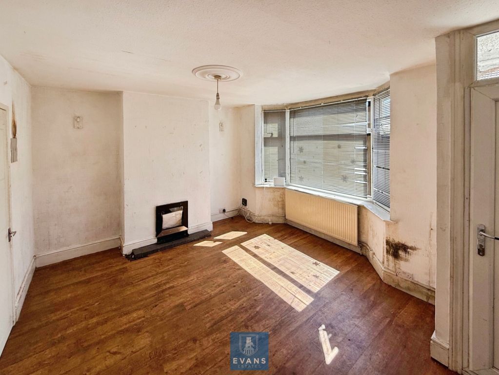 Property photo 2 of 15 Living Room