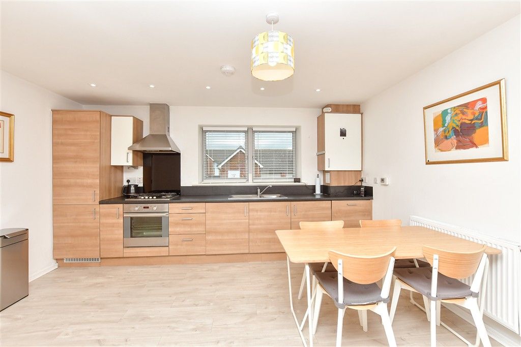 Property photo 3 of 9 Kitchen/ Living Area