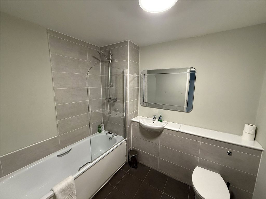 Property photo 3 of 7 Picture No. 01