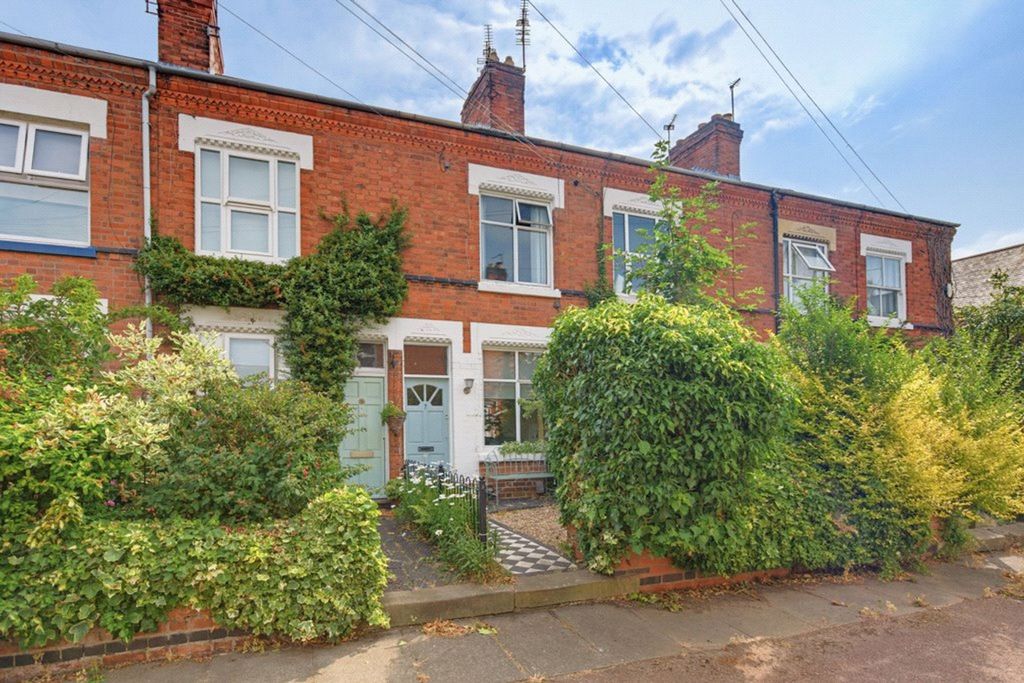 Property photo 1 of 21