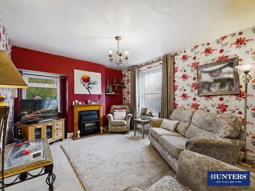 Property photo 2 of 23 Living Room