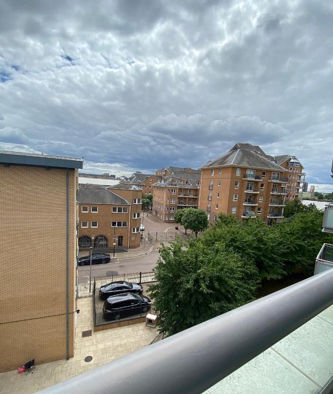 Property photo 3 of 4 Photo 3