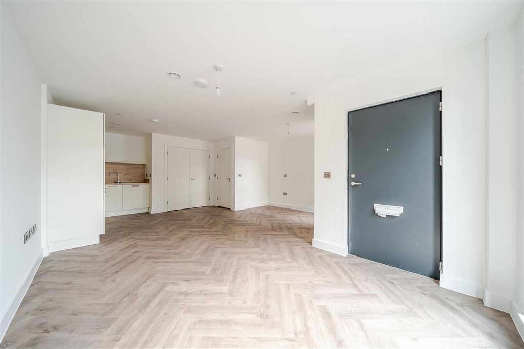 Property photo 3 of 20 1457508-2-69Fb55B5E0Bdf.Jpg