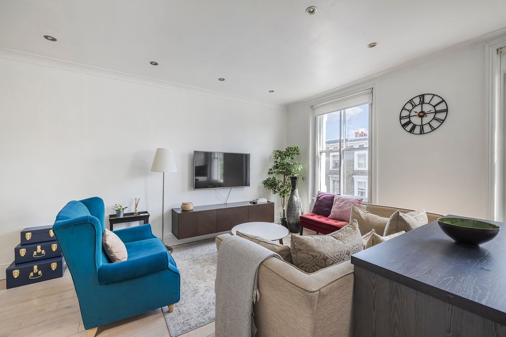 Property photo 1 of 19