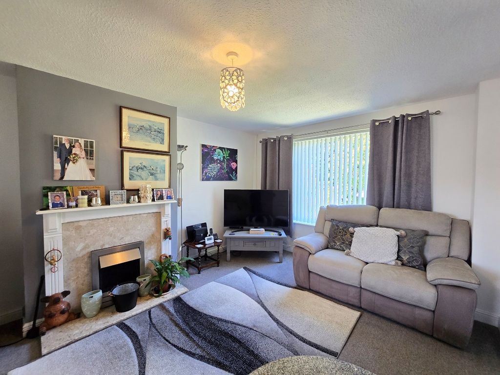 Property photo 2 of 16 5263943