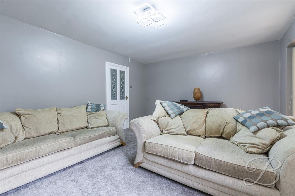 Property photo 3 of 32 CC2.Jpg