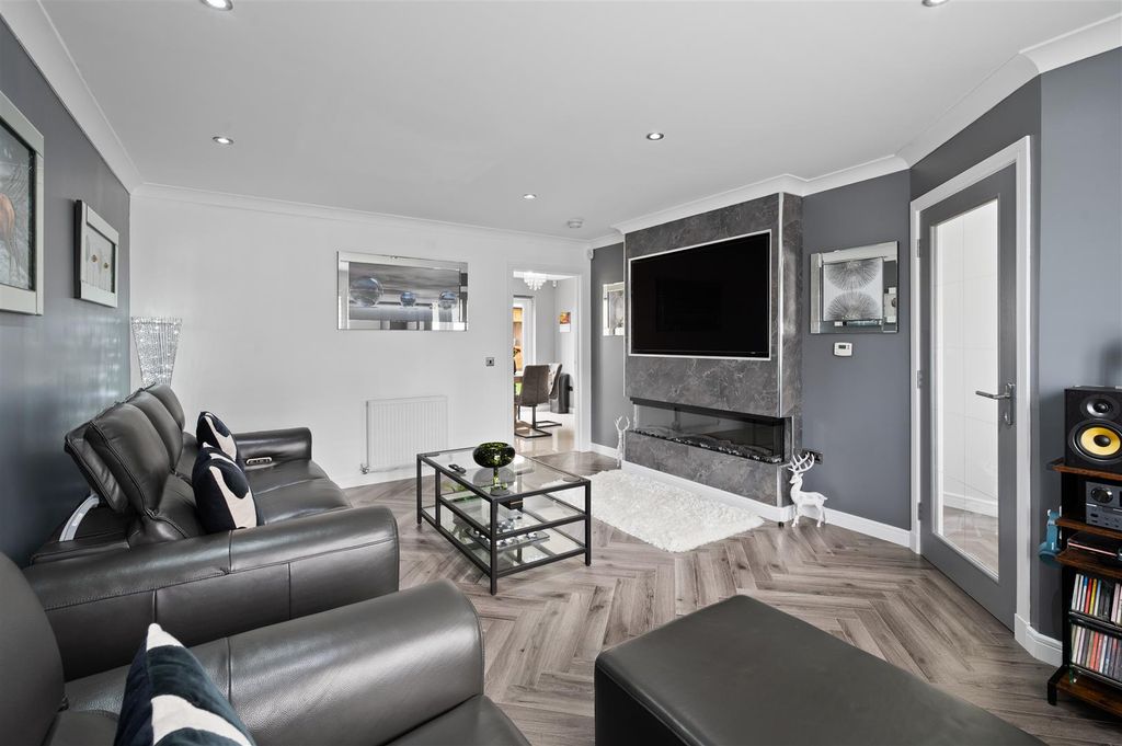 Property photo 2 of 38 3.Jpg