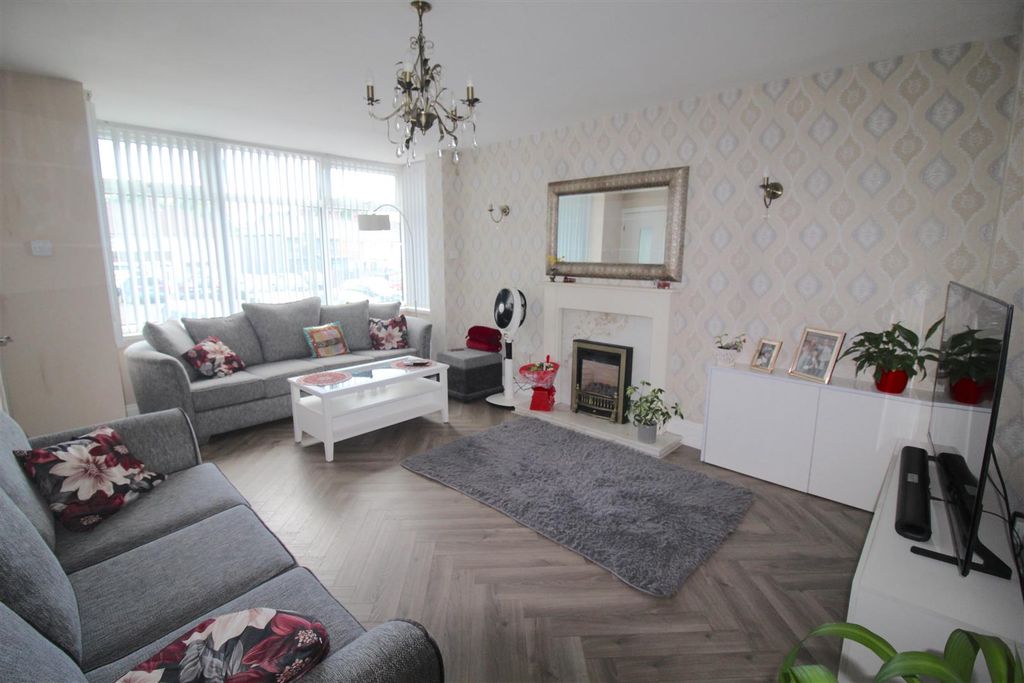 Property photo 2 of 12 Img_1564.Jpg