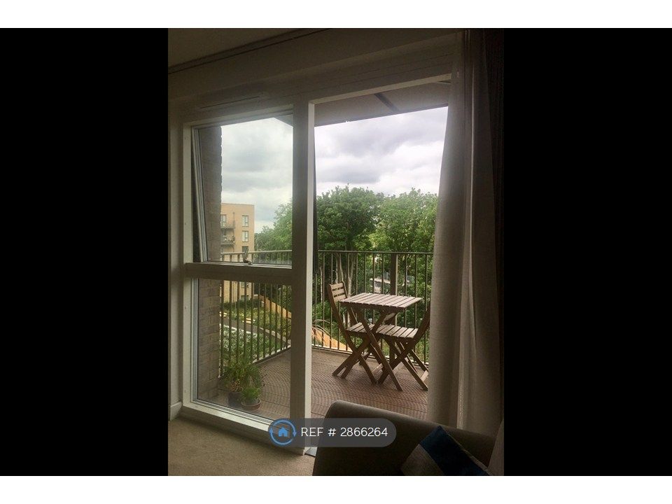 Property photo 3 of 8