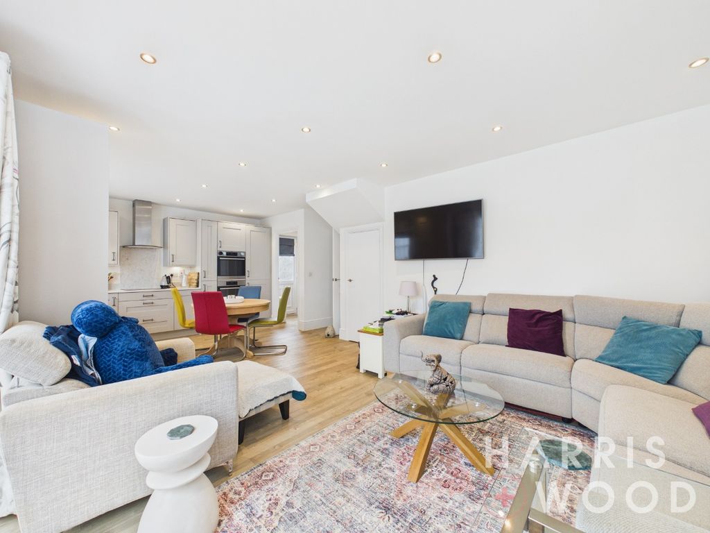 Property photo 2 of 27 5157732