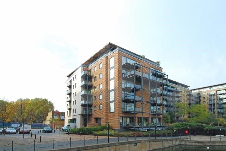Property photo 1 of 2