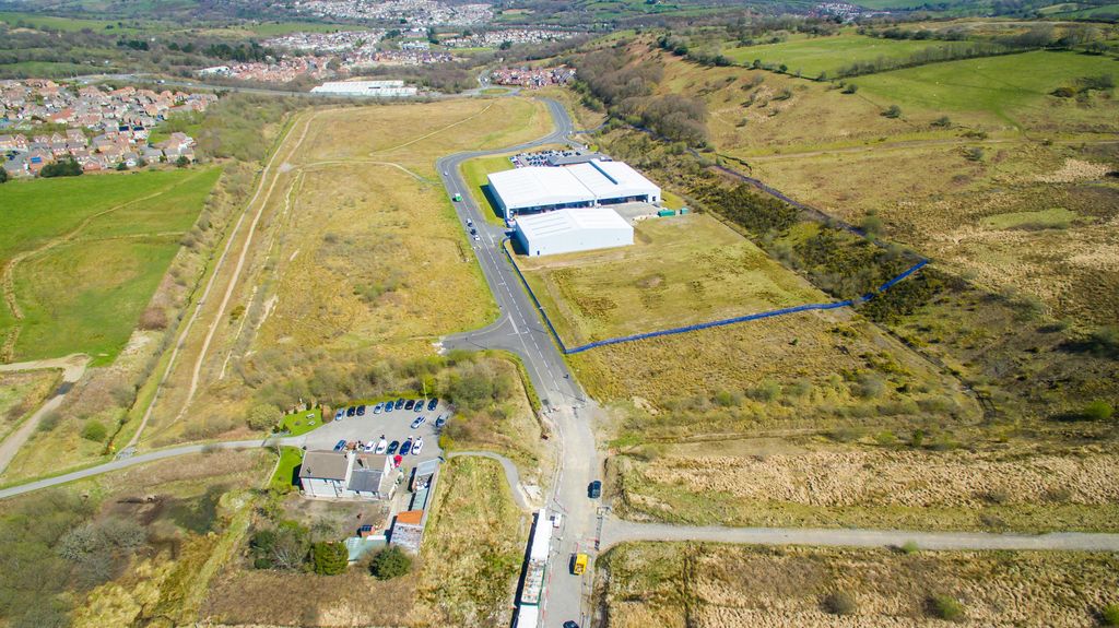 Property photo 1 of 7 Photo Main