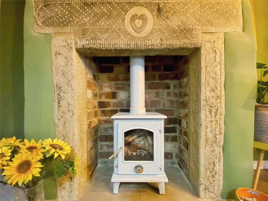 Property photo 3 of 16 Picture No. 06