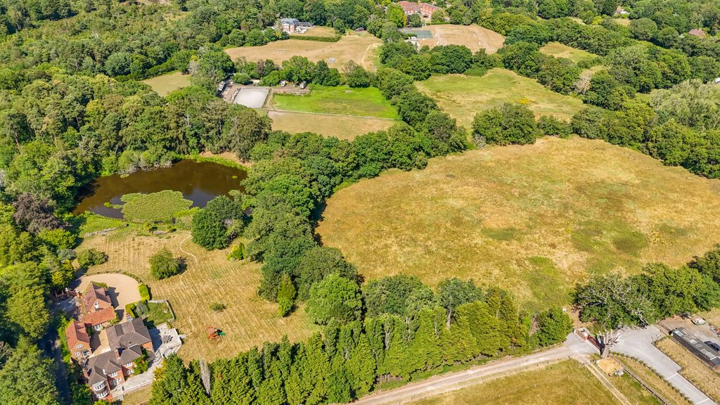 Property photo 2 of 4 Photo 1