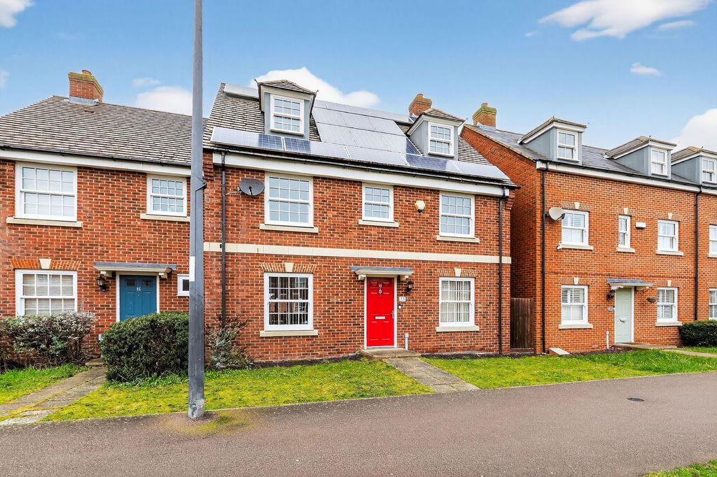 Property photo 1 of 41