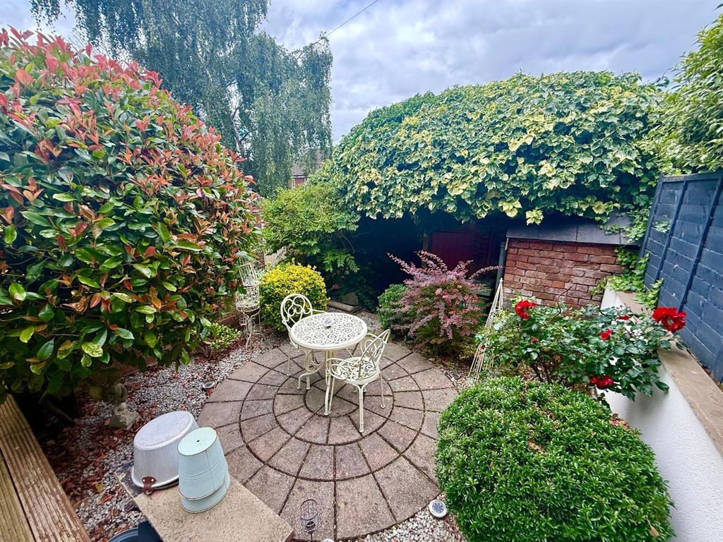 Property photo 2 of 15