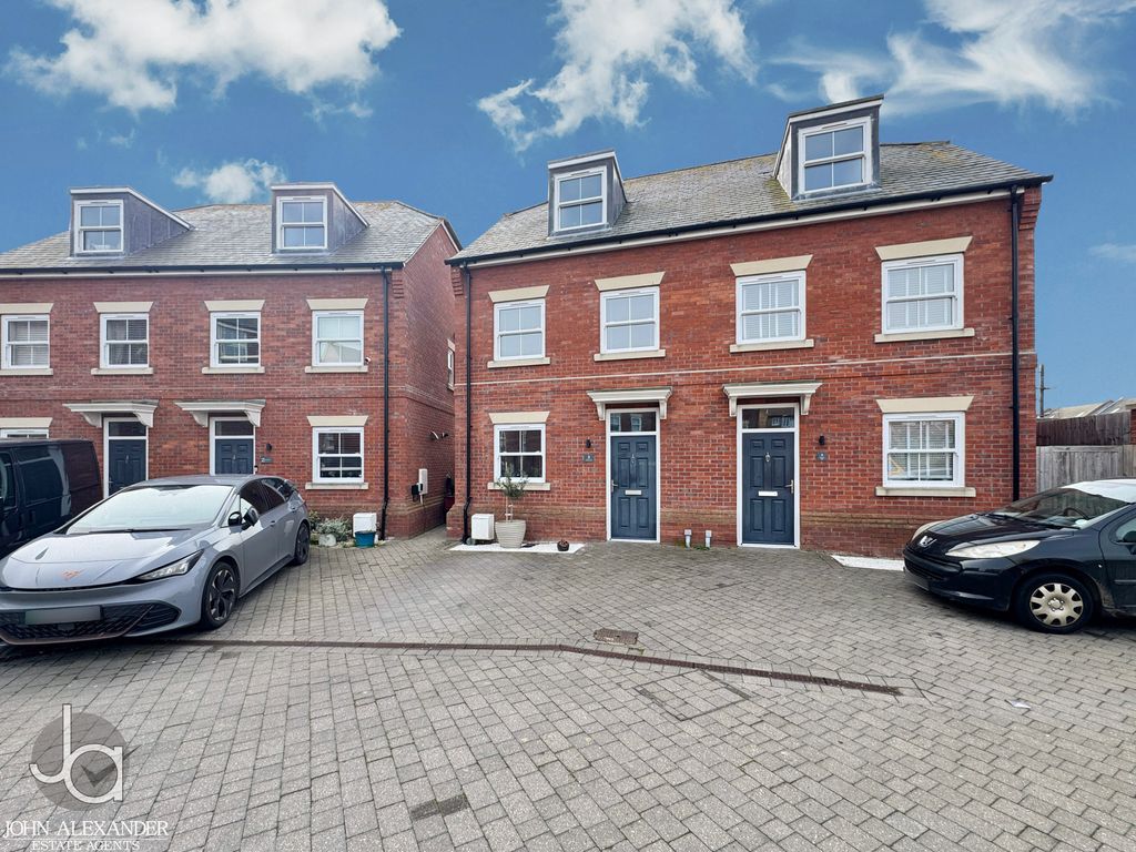 Property photo 1 of 20 20260323_100518364_0.5