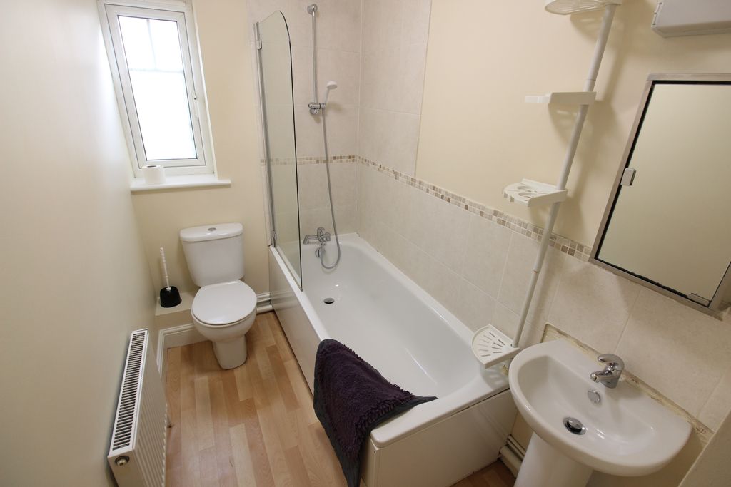 Property photo 3 of 4