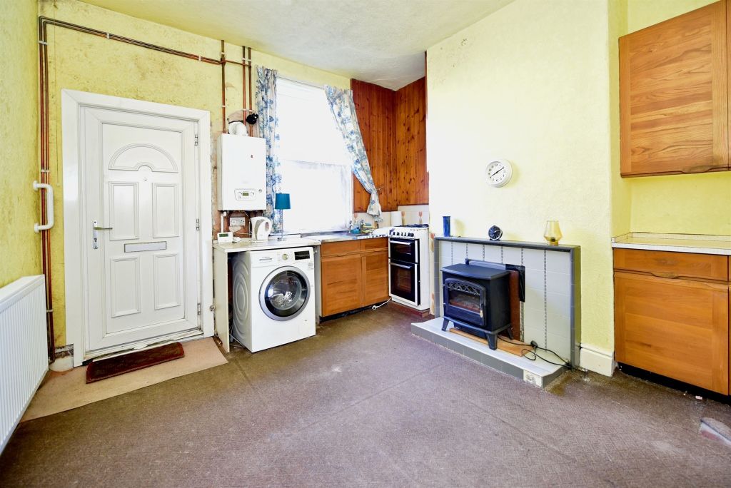 Property photo 2 of 12