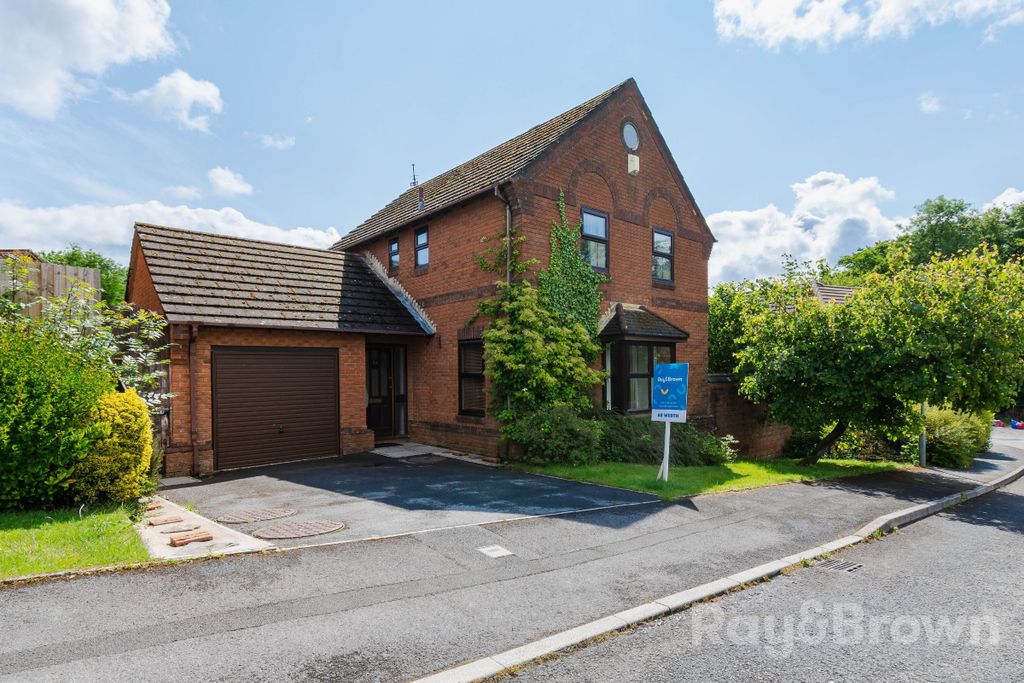Property photo 1 of 50