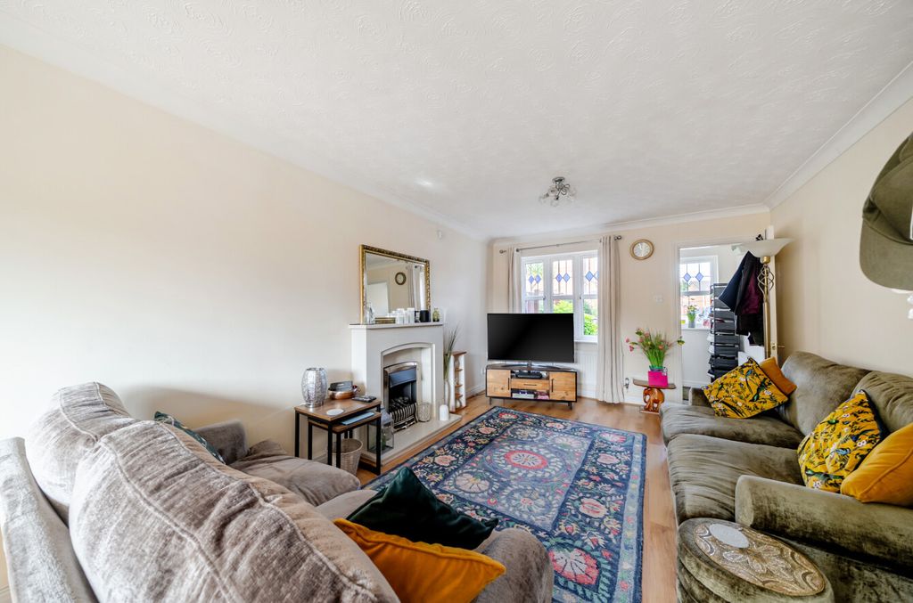 Property photo 2 of 19 1528722-18-6Ac37A...