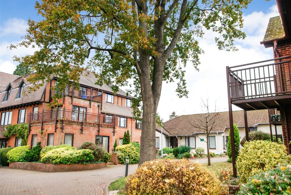 Property photo 2 of 10 Picture No. 27